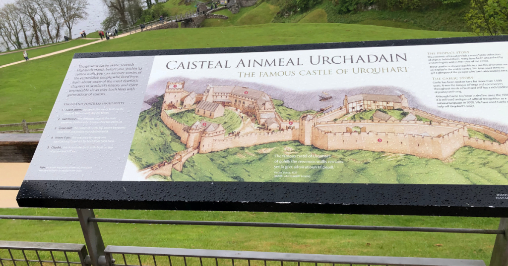 Urquhart Castle sign in Gaelic